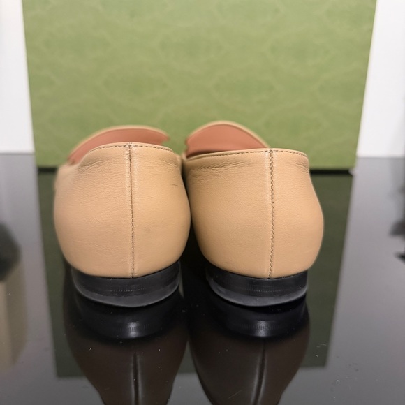 Gucci Women's Tan Loafers Authentic 38 - Picture 4 of 7